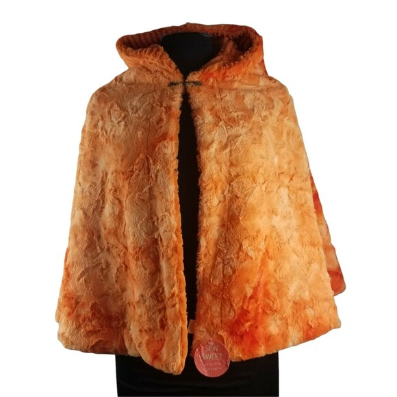 NWT Sew Sweet Minky Designs RARE Reversible Hooded Shawl Wrap Poncho Hoodie Coat - Picture 1 of 10